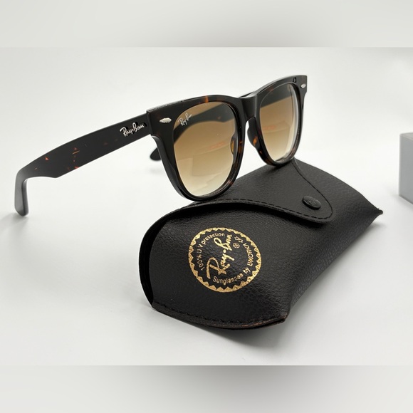 Ray-Ban Other - Ray-Ban Tortoise RB2140 Sunglasses Gradient tea lens 54mm